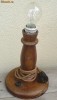 Veioza, lemn, vechi, dulie portelan, snur cu panza, functional, h=25 cm, talpa: 17cm.