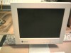 vand monitor 15 inchi LCD