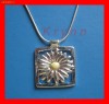 NSP14 - Lantisor dragut, placat cu argint 925, model floare