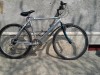 Vand bicicleta shimano,cadrul din aluminiu,usoara si rezistenta