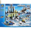 Statie politie tip Lego Cod 6726 - 536 piese. Dimensiunile ambalajului: 38x28x7 cm.