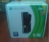 Vand-Schimb Xbox 360 slim 250gb