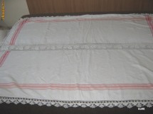 Fata de masa tesuta manual - veche foto