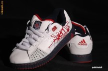 Adidasi Dama ADIDAS Model Nou !