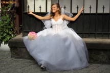 rochie mireasa plus accesorii purtata o singura data foto
