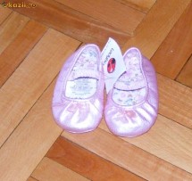 Balerini, pantofiori Ladybird 0-6luni, minunati, noi! foto