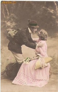 T FOTO 28 Romantica -Indragostiti -scrisa 1910 -Poezie de la M.Popescu, catre Domnisoara Mita Ionescu, Soseaua Iancului nr 46(Bucuresti) foto
