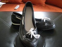 Balerini/ pantofi dama din piele interior/ exterior. Opincute negre cu snur alb, combinatie marine foto
