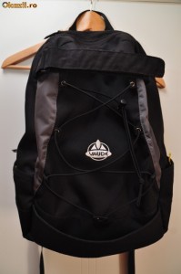 RETINUT RUCSAC VAUDE NEGRU foto