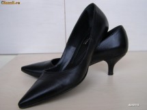 Pantofi dama de piele marca Bata foto