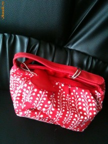 GEANTA CHACHAREL+BORSETA BURBERRY