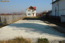 CASA TEIS (LANGA TARGOVISTE)