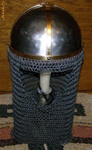Coif din fier cu alama, cu zale,  model sec. XI, nou, replica