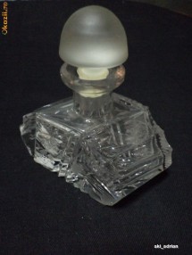 Sticla parfum din cristal Boemia, perioada '65 foto