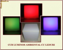Cub ambiental multicolor / iluminare cu leduri