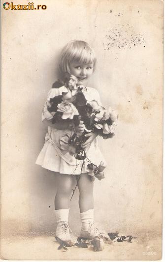 T FOTO 40 Romantica -Fetita cu trandafiri -circulata 1918 -catre Pocsay Erzsike, Facsad (Faget, jud. Timis) timbru maghiar foto mare