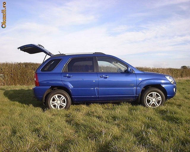 Vand Kia sportage Jeep foto mare