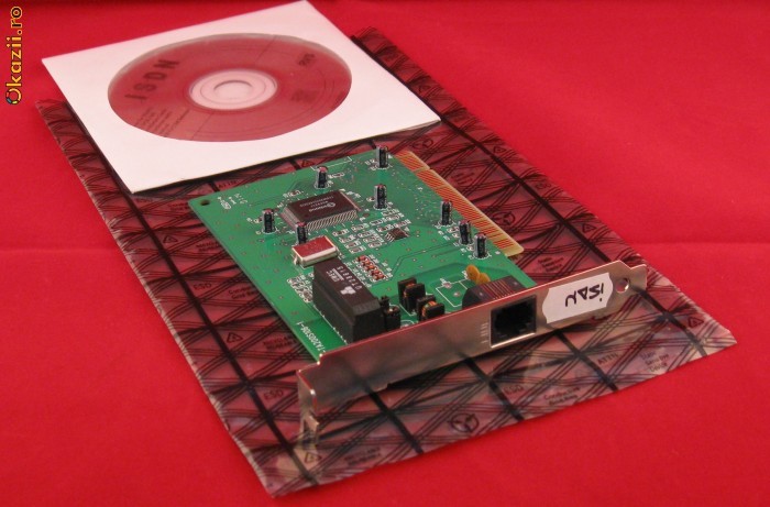 Modem ISDN pe slot PCI foto mare