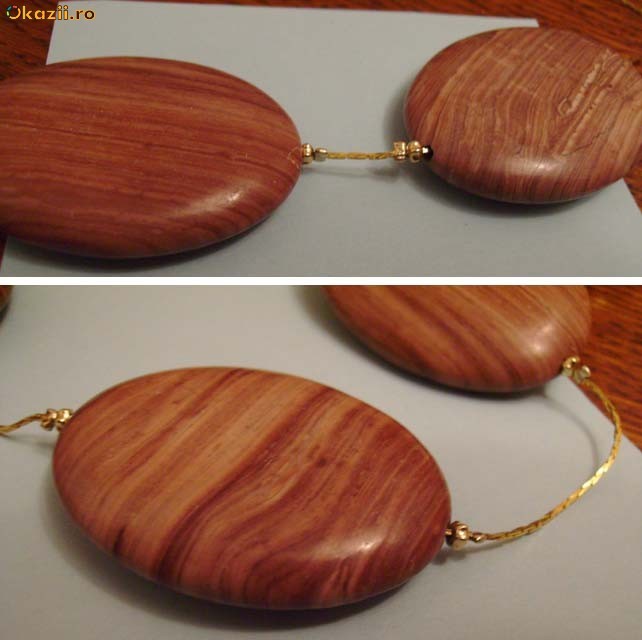 Colier pe lantisor aurit cu lemn fosilizat 40 x 28 x 7 mm foto mare