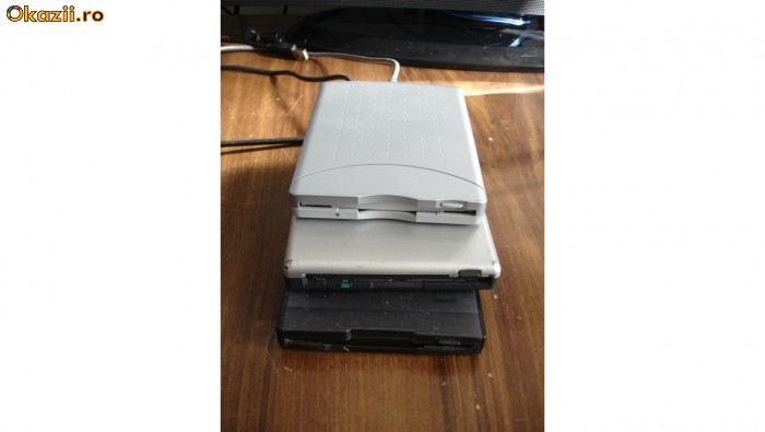 FLOPPY DRIVE PE USB MITSUMI , NEC , TEAC foto mare