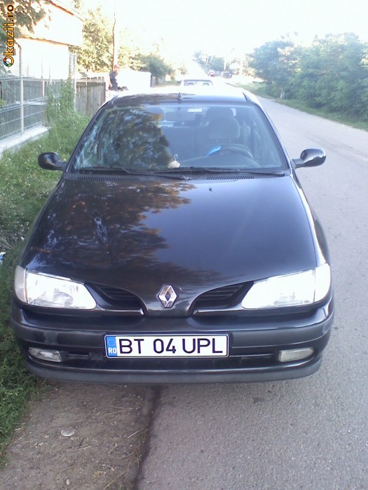 VAND URGENT RENAULT MEGANE IMPECABILA foto mare