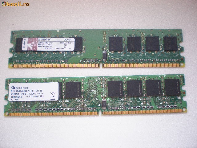 PLACUTE MEMORIE PTR PC- DDR 2- 2buc de 512MB foto mare