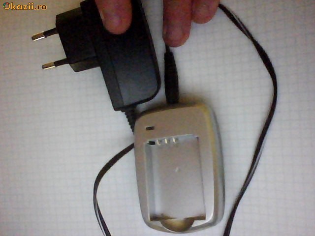Benq DC E1000 INCARCATOR/CHARGER! foto mare
