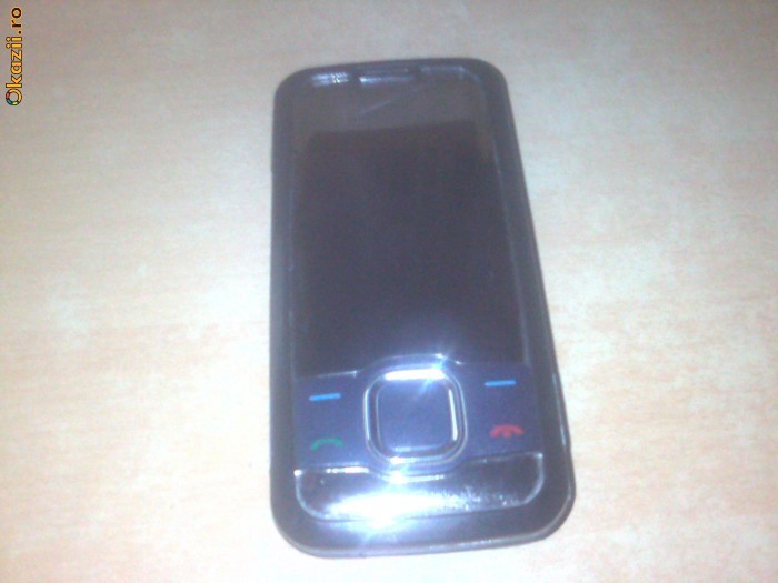 Nokia 7610 Supernova foto mare