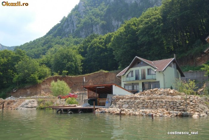 OFERTA CAZARE in Cazanele Dunarii de la 35 lei /noapte/pers !!! foto mare