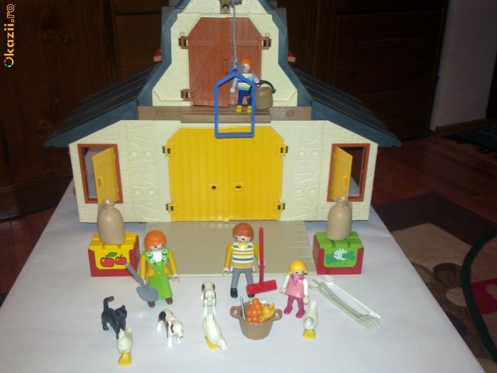 PLAYMOBIL FERMA foto mare