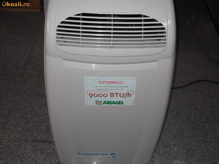 AER CONDITIONAT portabil DELONGHI ARIAGEL 9000 BTU/h foto mare