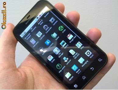 MOTOROLA DEFY MB 525, APROAPE NOU foto mare