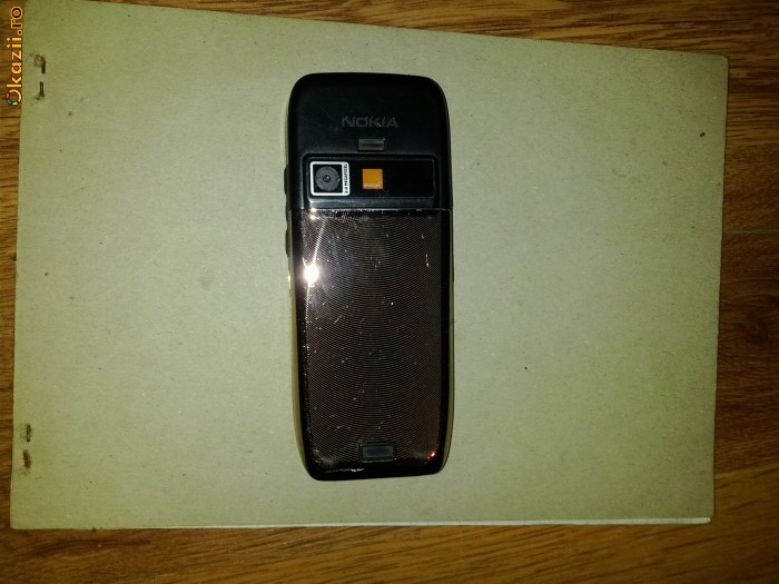 Nokia E51 foto mare