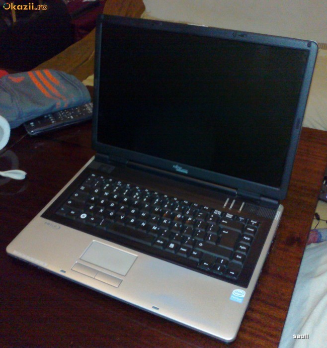 Laptop Fujitsu Siemens Amilo Pi 2512 foto mare