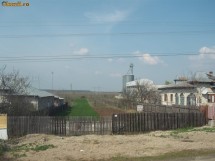 TEREN INTRAVILAN foto