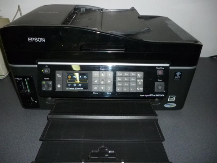MULTIFUNCTIONALA EPSON STYLUS OFFICE BX 610FW foto mare