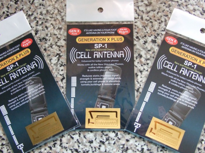 ANTENA AMPLIFICATOR SEMNAL GSM Bonus, TOATE TELEFOANELE , GENERATIA 10 PLUS ! MADE IN USA! foto mare ANTENA AMPLIFICATOR SEMNAL GSM Bonus, TOATE TELEFOANELE , GENERATIA 10 PLUS ! MADE IN USA! foto mare