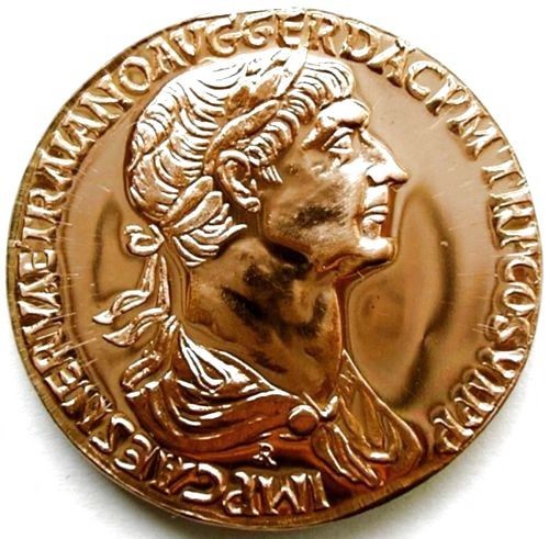 IMPARATUL TRAIAN (98 - 117) , SESTERT DACIA AUGUSTA , BNR - TIRAJ 500 EXEMPLARE , IN CAPSULA CU CERTIFICAT DE AUTENTICITATE , URIASA 33mm. foto mare IMPARATUL TRAIAN (98 - 117) , SESTERT DACIA AUGUSTA , BNR - TIRAJ 500 EXEMPLARE , IN CAPSULA CU CERTIFICAT DE AUTENTICITATE , URIASA 33mm. foto mare