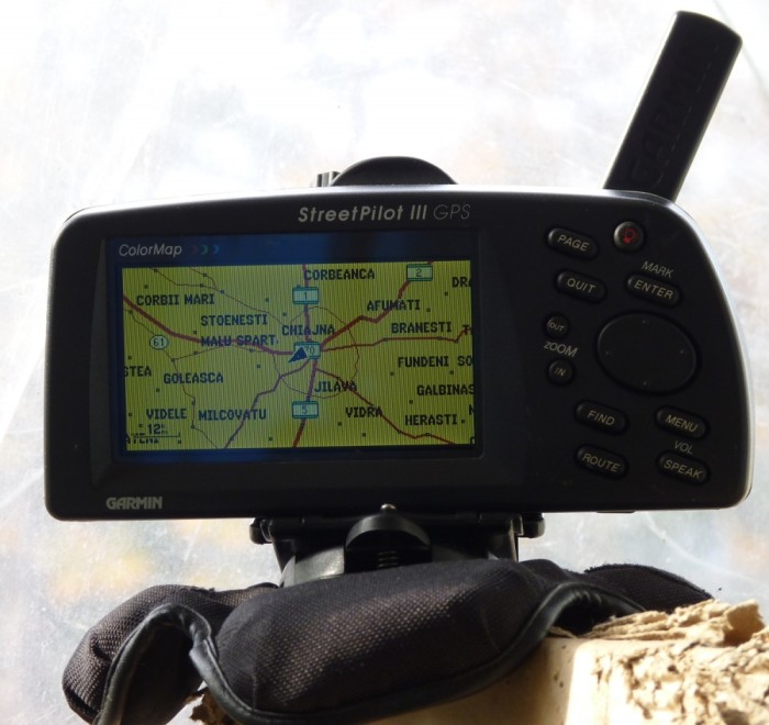 Garmin Street Pilot III pentru activitati outdoor, barca sau offroad (protejat la apa, etc) foto mare Garmin Street Pilot III pentru activitati outdoor, barca sau offroad (protejat la apa, etc) foto mare