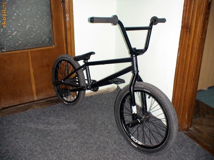 Vand BMX WeThePeople 1850 lei foto mare Vand BMX WeThePeople 1850 lei foto mare