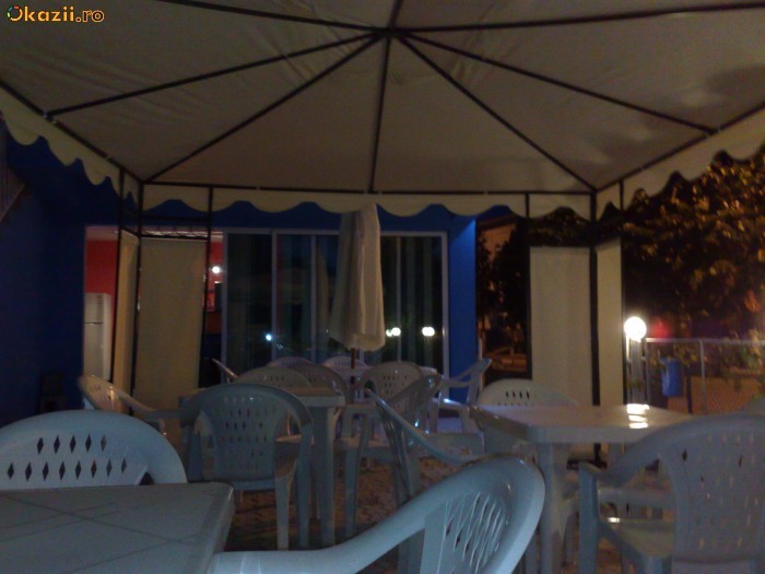 Mese si scaune din plastic foto mare Mese si scaune din plastic foto mare